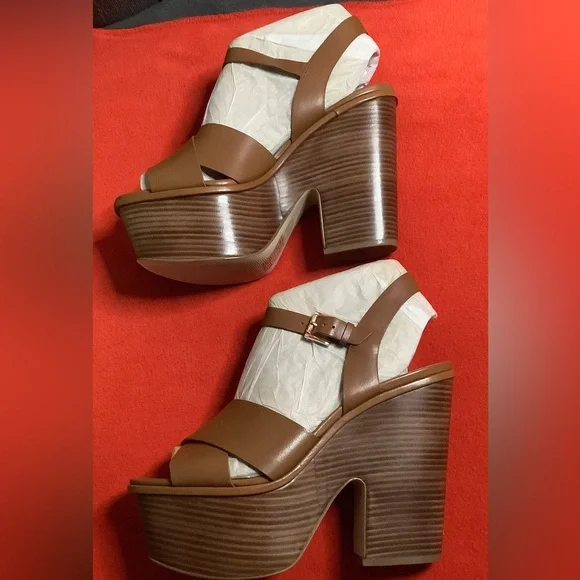 Michael Kors Divia Wedge Leather Heel Sandals Size 9.5M Brand New.OFFERS WELCOME - Picture 2 of 13